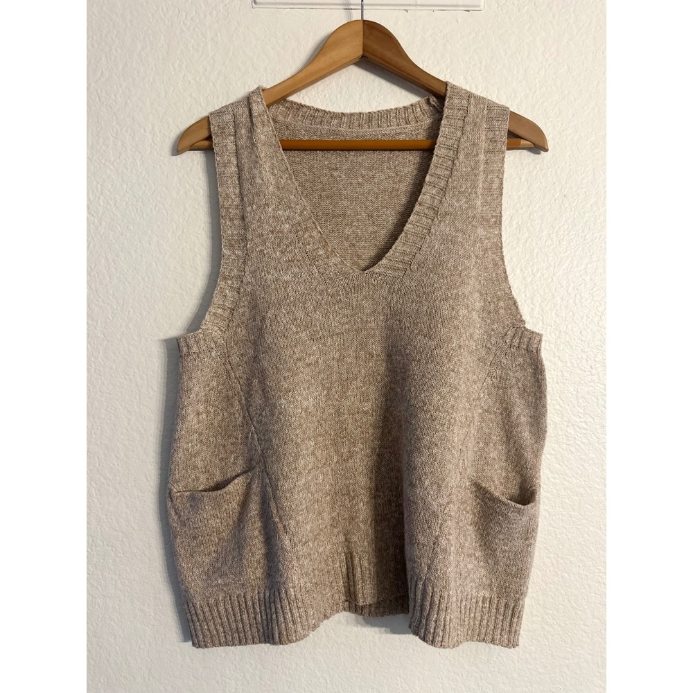 Tan Heathered Knit Sweater Vest with Pockets - V-Neck Boho - Picture 2 of 6
